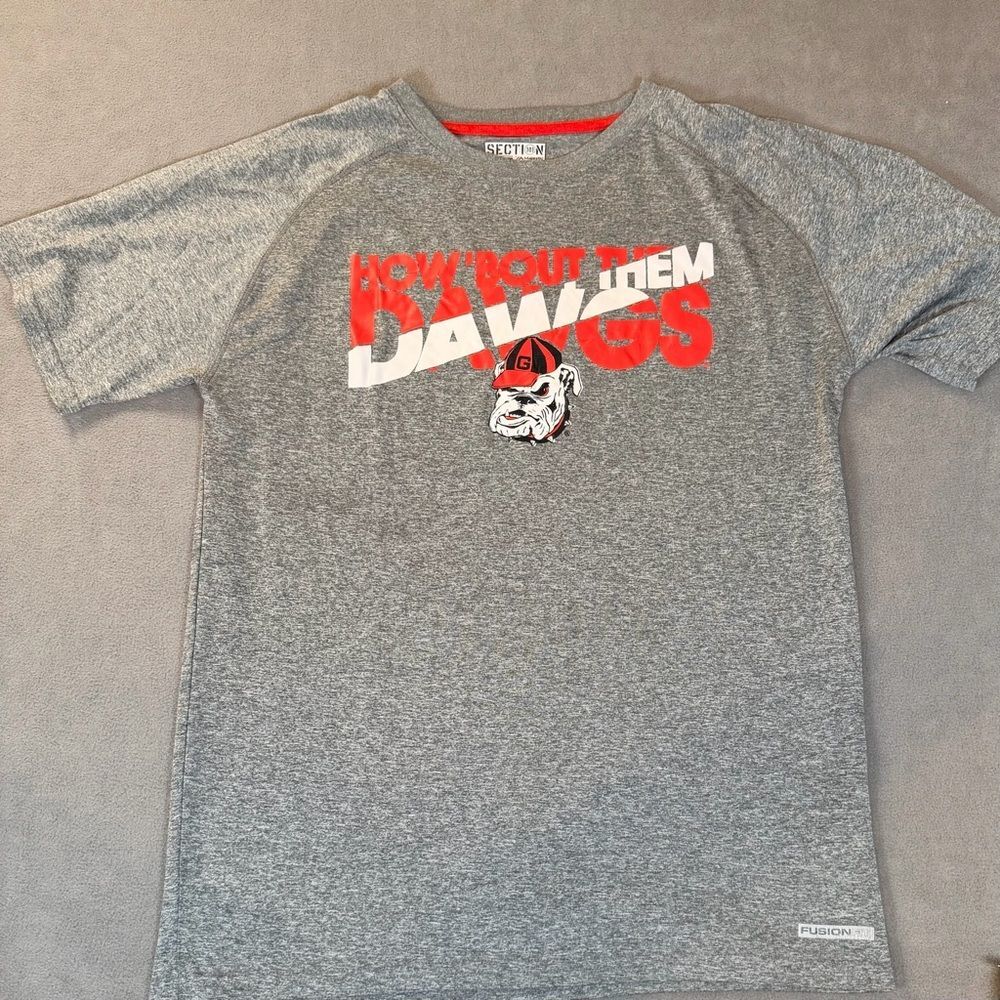 Majestic-Georgia Bulldogs-“ How Bout Them Dawgs” Men’s T-Shirt- Medium